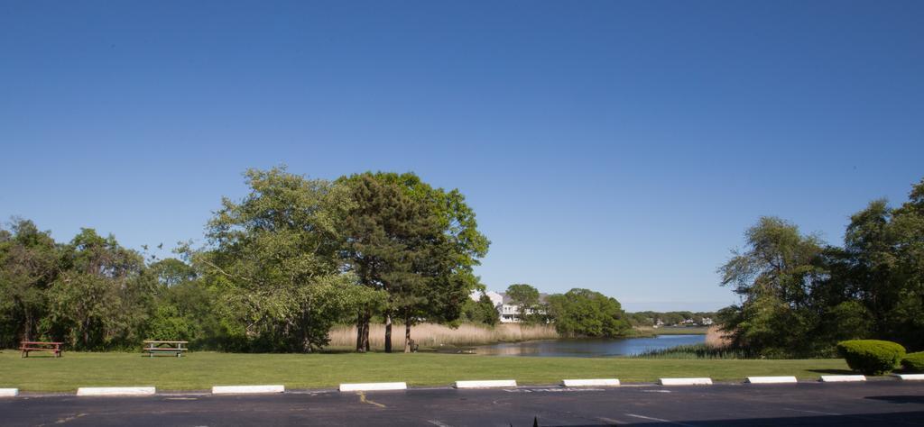 Uncommoner Hotel By Reverie Boutique Collection West Yarmouth Eksteriør bilde